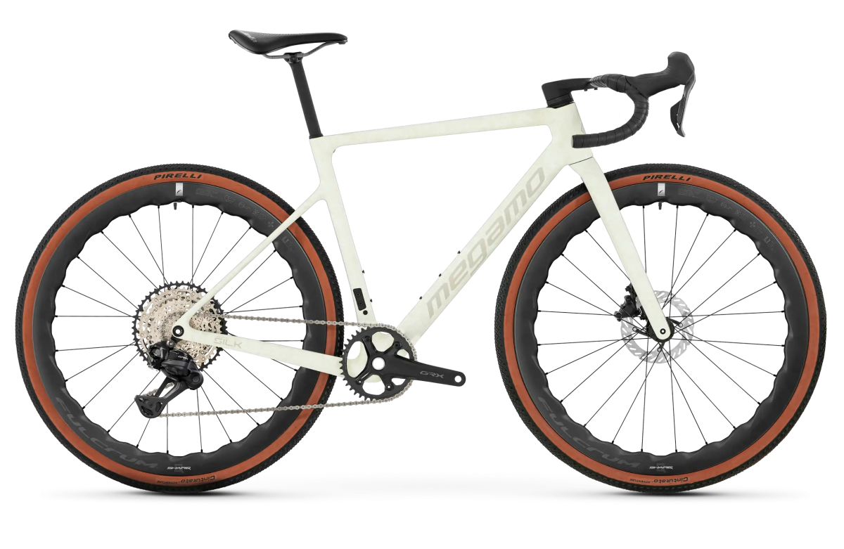 MEGAMO SILK 03 CARBON GRAVEL